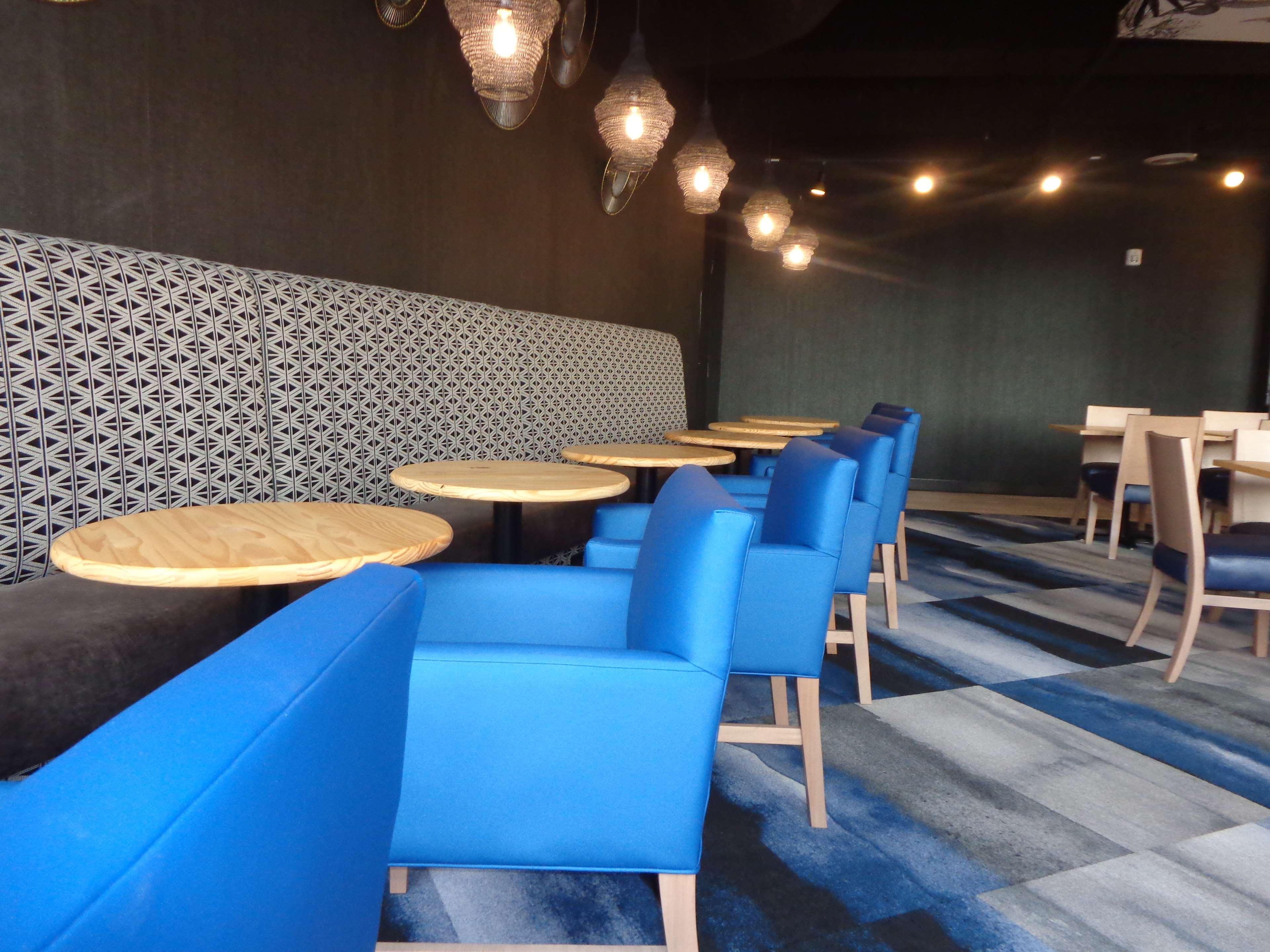Holiday Inn Philadelphia Arpt-Stadium Area By Ihg Exterior photo