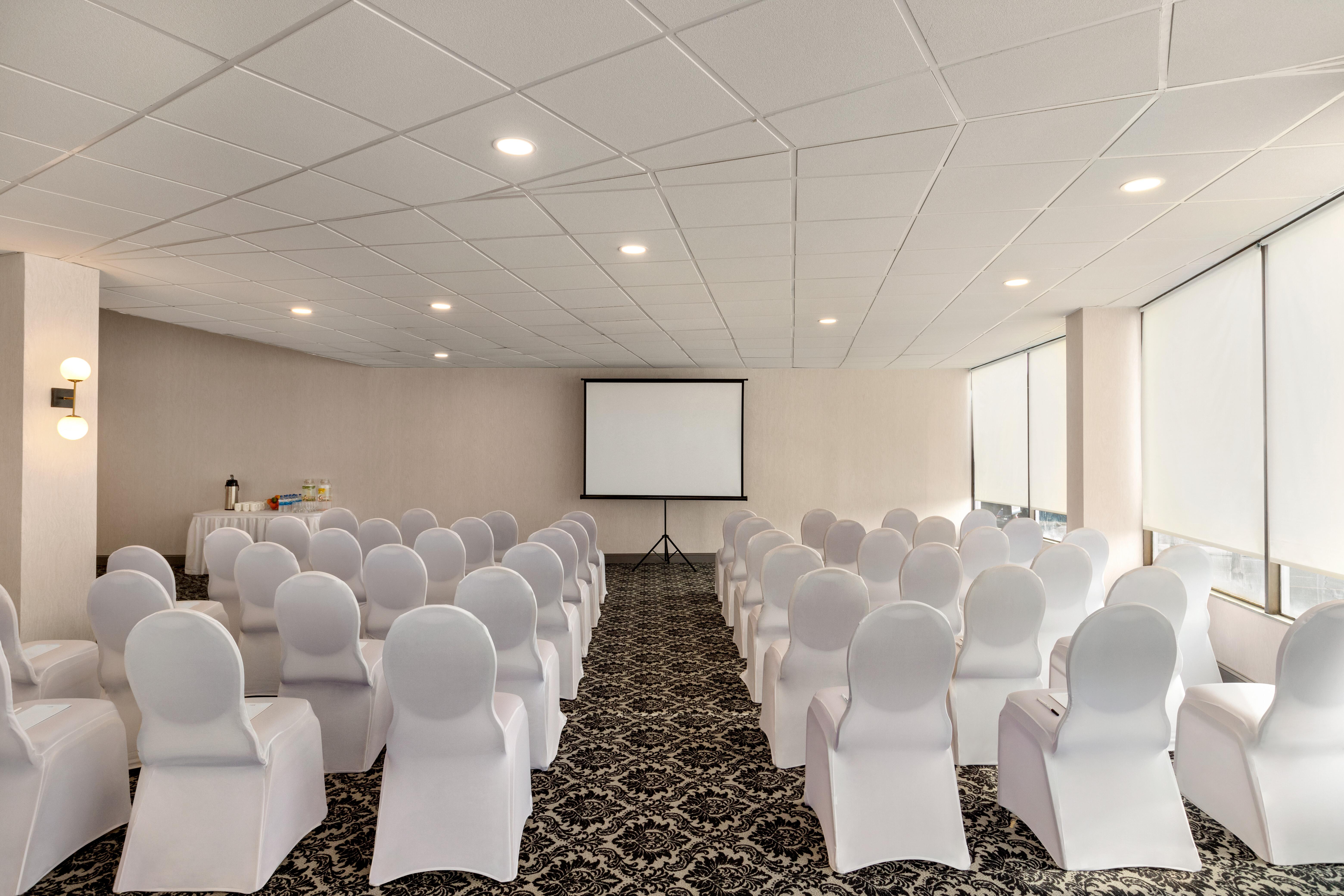 Holiday Inn Philadelphia Arpt-Stadium Area By Ihg Exterior photo